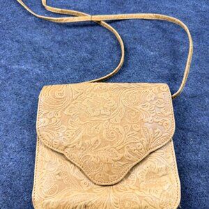 MINNETONKA GENUINE LEATHER PURSE HAND TOOLED VINTAGE BAG